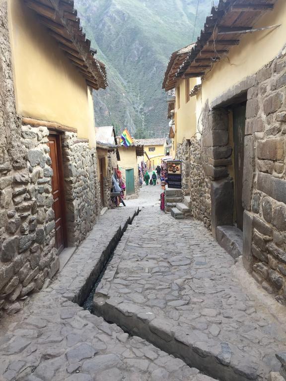 Rumi Sonqo Hostel Ollantaytambo Exterior photo