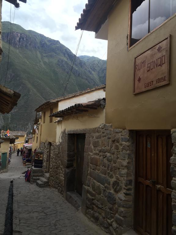 Rumi Sonqo Hostel Ollantaytambo Exterior photo